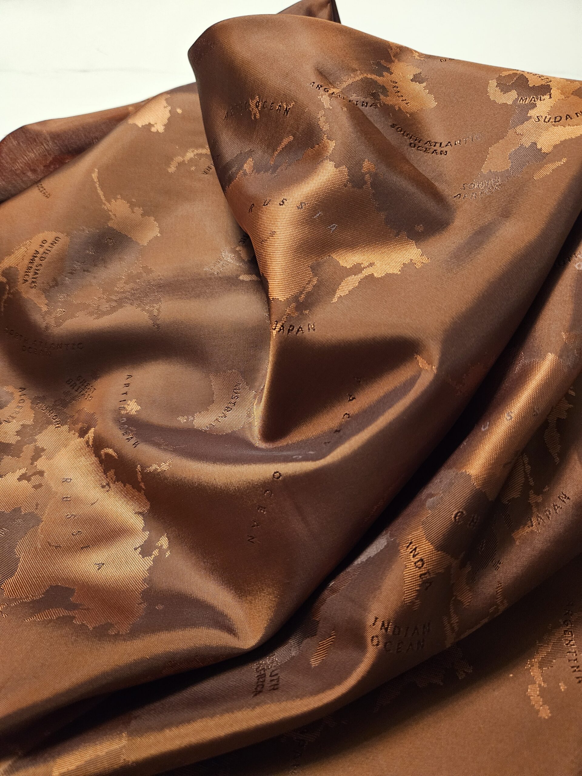 Cravatta da donna - Geographic bronze - immagine 5